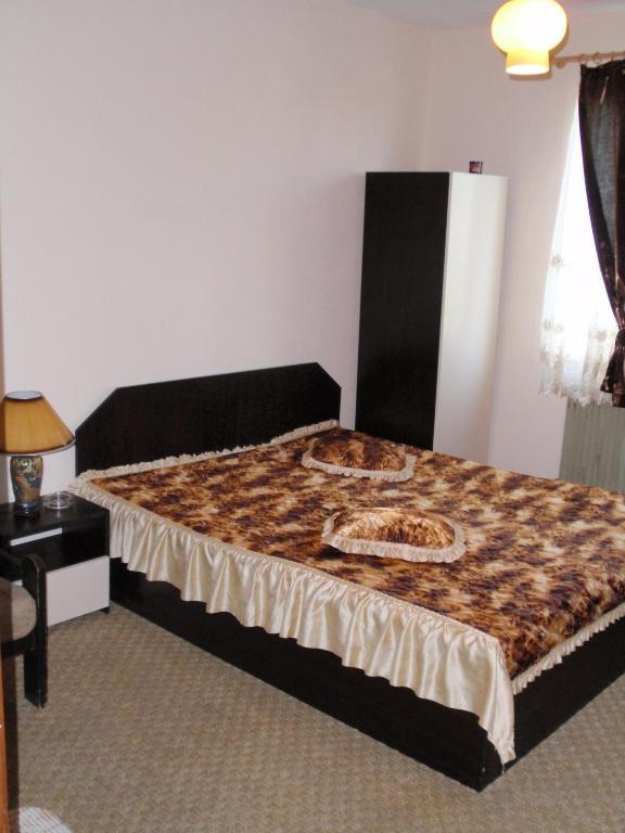 Family Hotel Natalis Hisarya Bilik gambar
